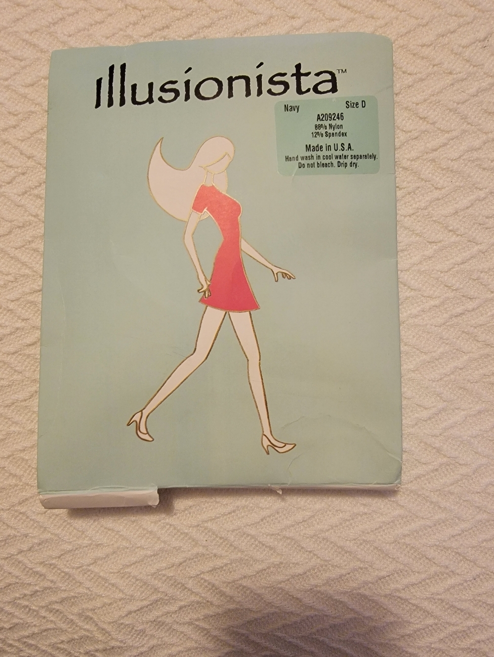 Illusionista Women's Hosiery Navy Size D NWT